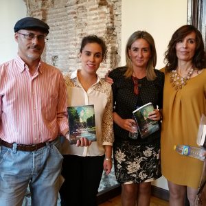 a alcaldesa reivindica la lucha por la igualdad en la presentación del libro ‘El paraíso de las mujeres perdidas’