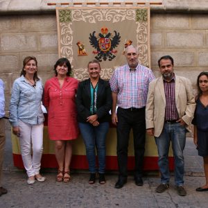 iembros del equipo de Gobierno participan en la cuestación de la Asociación de Familiares de Enfermos de Alzheimer de Toledo