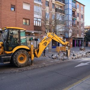 l Plan de Asfaltado de Palomarejos renovará la parada de autobús y los aparcamientos de la calle Gante