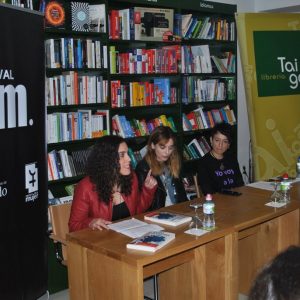 l Festival Fem18 llena la librería Taiga con la presentación del libro ‘Morder la Manzana’ de Leticia Dolera