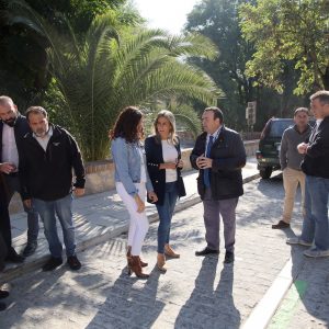 l Ayuntamiento arregla la plaza de Don Fernando con un nuevo pavimento y más espacio para el peatón