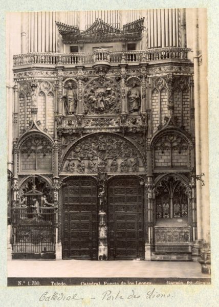 1730 - Toledo. Catedral_ Puerta de los Leones