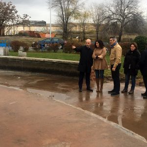 vanza la mejora de las fuentes del Paseo de la Rosa y de la Plaza de España con una inversión cercana a los 150.000 euros