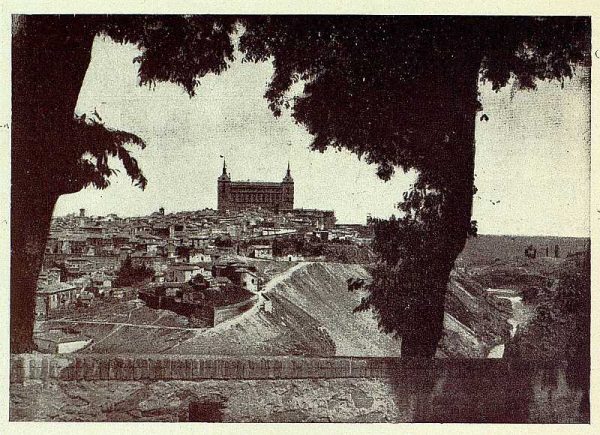 TRA-1927-249-Vista de Toledo-Foto Rodríguez