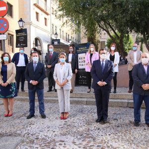 ilagros Tolón destaca la integración de la innovación y la artesanía en la inauguración del nuevo Paseo de los Artesanos