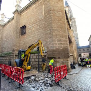 omienza la primera fase de la mejora y renovación del firme y los servicios de la calle Comercio