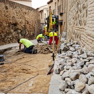 omienzan las obras urgentes de reposición del pavimento en la Bajada del Barco con un plazo de ejecución de un mes