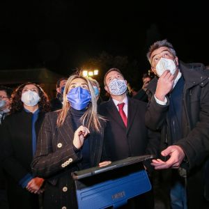 ilagros Tolón destaca el impulso municipal al patrimonio en la inauguración de la iluminación de San Juan de los Reyes