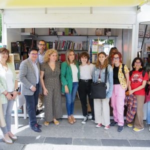 ás de 30 presentaciones de libros se darán cita en la Feria del Libro de Toledo que ha sido inaugurada hoy por la alcaldesa