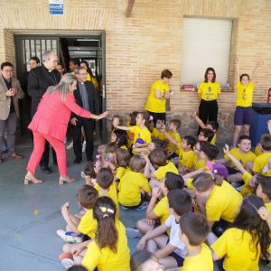 a alcaldesa felicita al colegio Santiago el Mayor por mantener su marcha solidaria que en esta edición será a favor de Ucrania