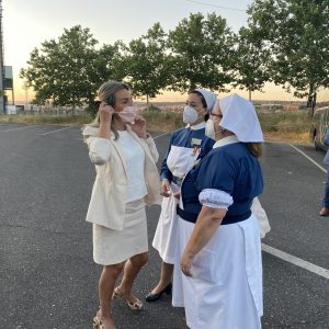 a alcaldesa despide a los 500 toledanos que participan en la peregrinación anual de la Hospitalidad Nuestra Señora Lourdes