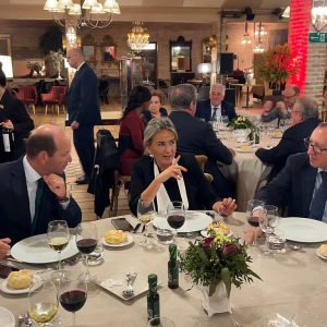 ilagros Tolón participa en la cena de hermandad de la Dirección General de la Guardia Civil