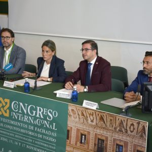 a alcaldesa destaca la coordinación entre administraciones y profesionales de la rehabilitación a favor de la recuperación patrimonial