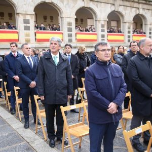 l vicealcalde y otros concejales de la Corporación asisten al acto en honor a la patrona de la Academia de Infantería