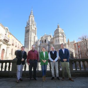 a alcaldesa recibe a Juan Carlos Sánchez, nuevo presidente de la Junta de Hermandades y Cofradías de Semana Santa