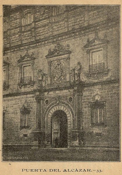 01 - Puerta principal del Alcázar