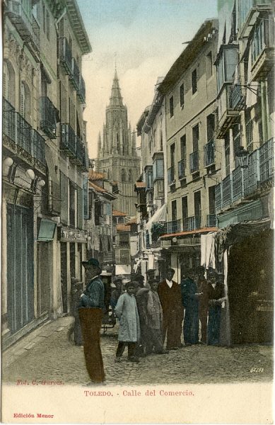 01 - Vista de la torre de la Catedral desde la calle del Comercio