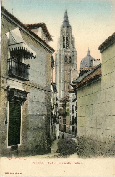 02 - Vista de la torre de la Catedral desde la calle de Santa Isabel