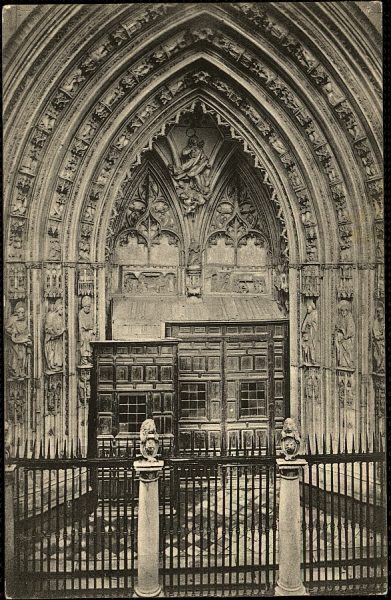 06 - Puerta de los Leones de la Catedral