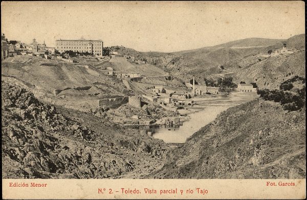 11 - Vista parcial de la ciudad y del río Tajo