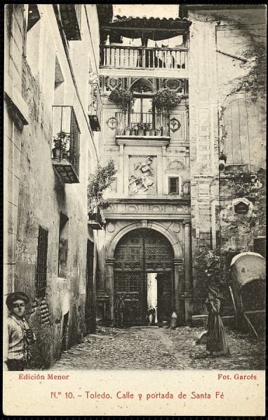 41 - Calle y portada del convento de Santa Fe