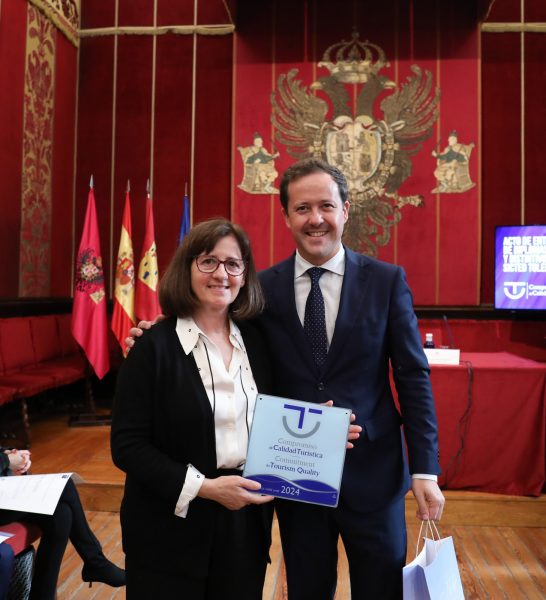 Alcalde- Entrega Premios SICTED (9)