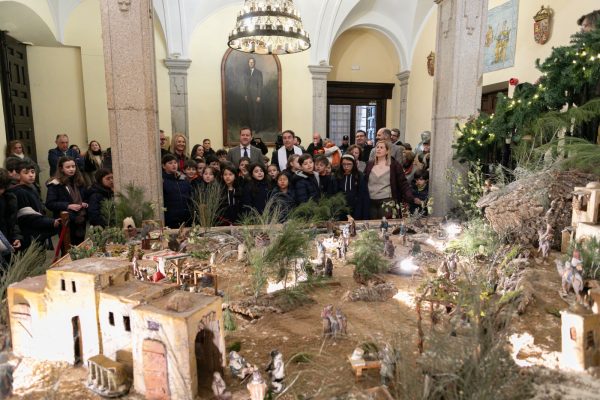 Inauguración belén Ayuntamiento 2.13-12-24