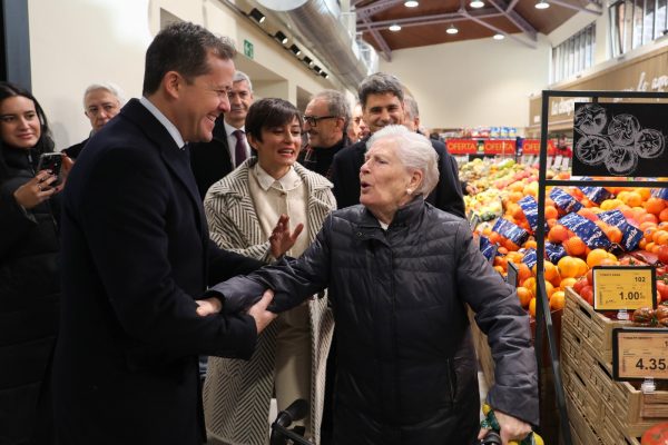 Inauguración mercado de abastos 9.16-12-24