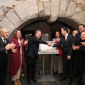 elázquez destaca que la Mezquita de Tornerías refuerza el eje cultural y turístico de la ciudad junto al Salón Rico, el Teatro de Rojas y Abdón de Pa