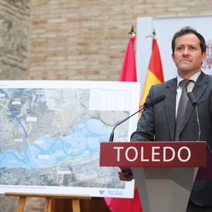 El alcalde afirma que la propuesta del trazado del AVE Madrid-Lisboa presentada por el Ayuntamiento es muy positiva para la ciudad